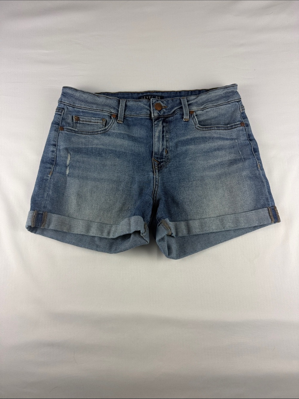 Level 99 Mid-Length Cuffed Shorts – Women's Size 30